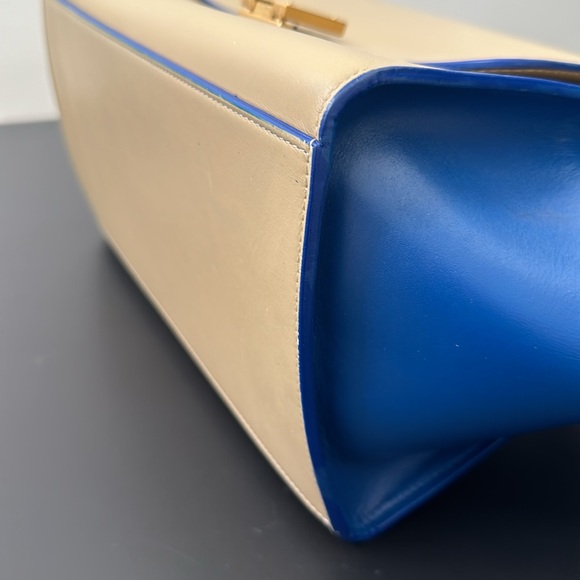 AUTHENTIC Celine Trapeze bicolor. - Picture 14 of 15